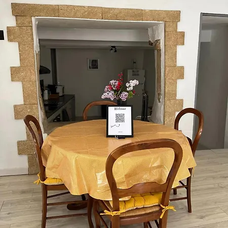 Maison De Village